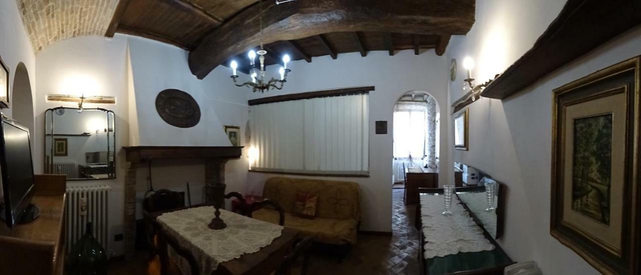 Non Ditelo Al Duca - Lo Spagna Spoleto Exterior foto